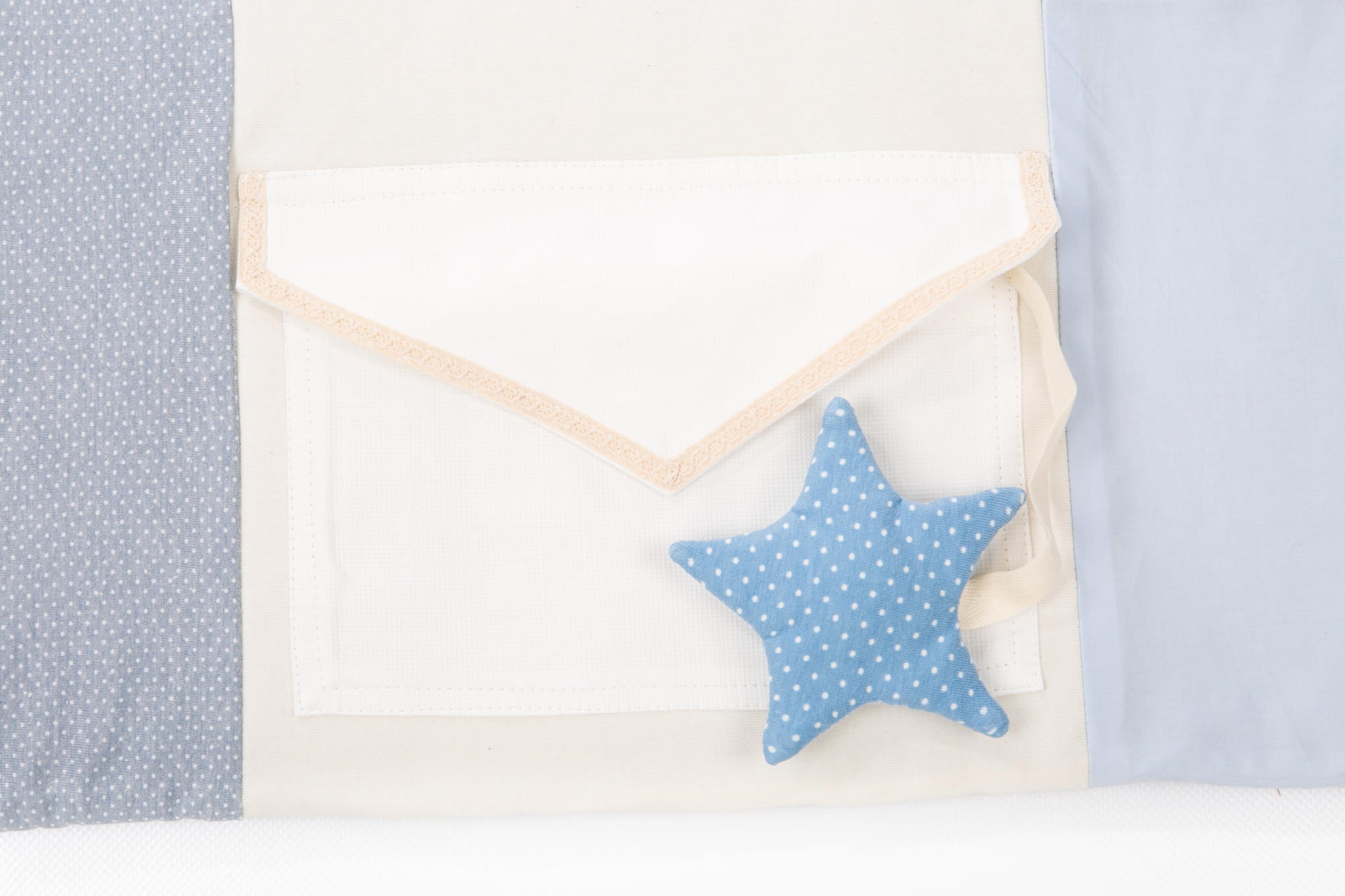 Small baby activity mat, 100x100 cm - Blue - BarnetsHjem
